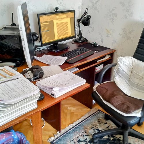 My online teaching and research setup in Kyiv, Ukraine.